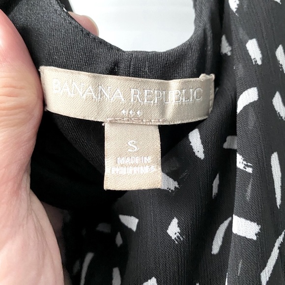 Banana Republic Tank Top - Picture 12 of 12